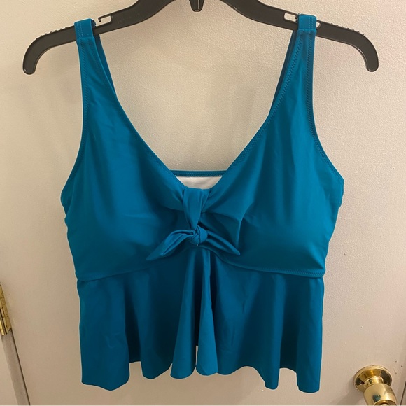 BloomChic Other - Bloomchic Tankini Top Size 18/20